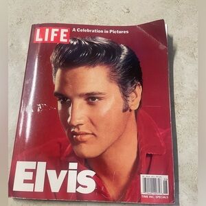 Elvis Presley A Celebration in Pictures 128 Pages of Photos - Life Magazine 2000